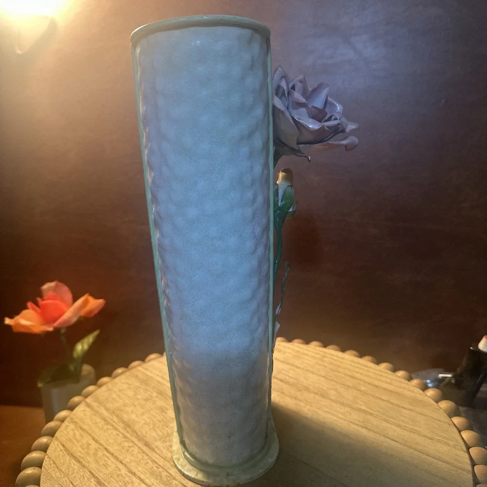 Galvanize/Metal Footed Planter/Vase With Hand Painted 3D Pink-yellowRoses 10.5